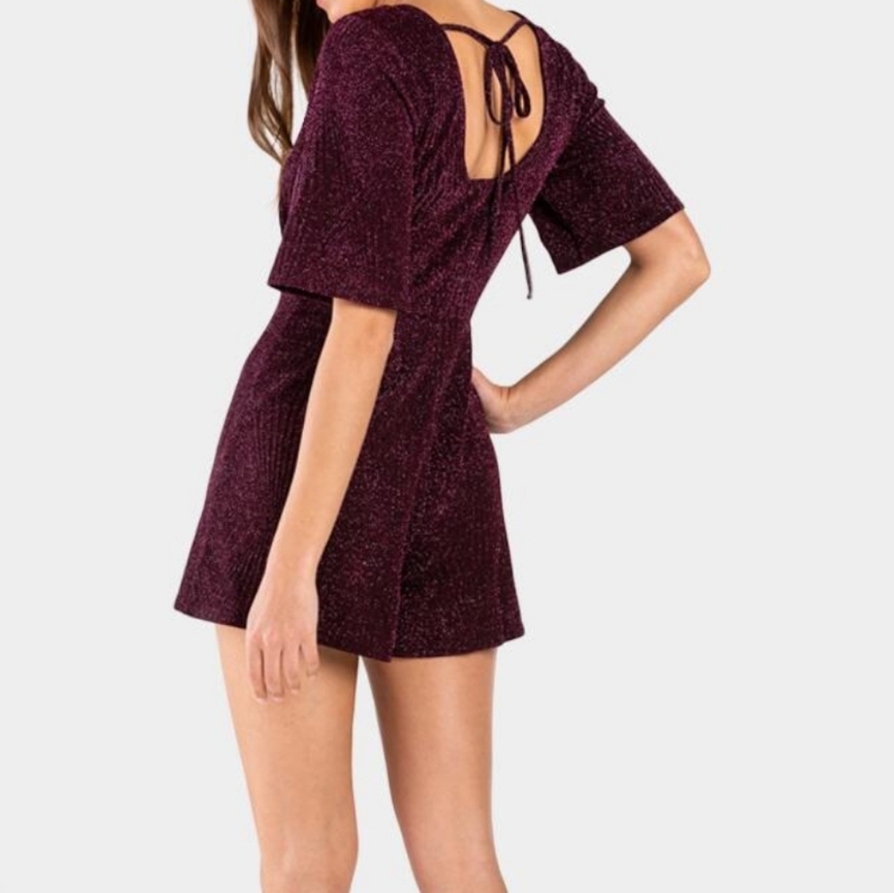 Women’s V-Neck Short Sleeve Romper in Deep Plum